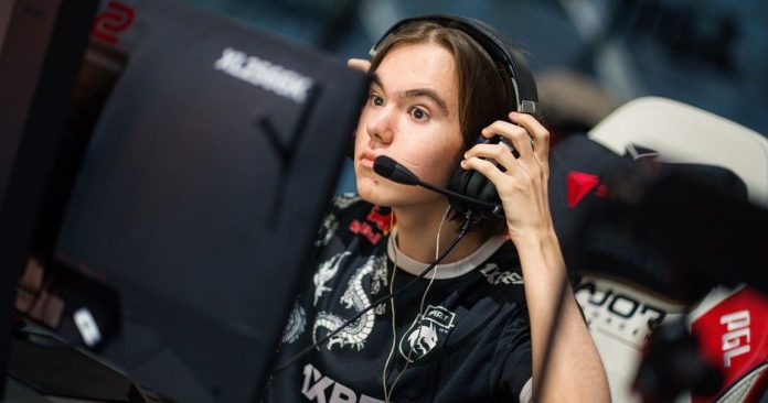 «Я думал, что donk — это какой-то новый популярный стример» — Stewie2k рассказал о знакомстве с молодыми звездами CS2