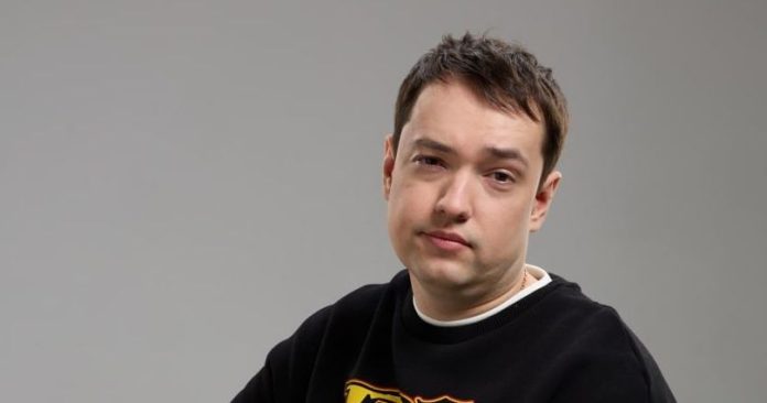 LenaGol0vach: «Я вот думаю, может, мне свою школу киберспорта открыть, как s1mple?»