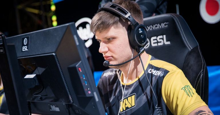 Официально: s1mple присоединился к Team Falcons на правах аренды