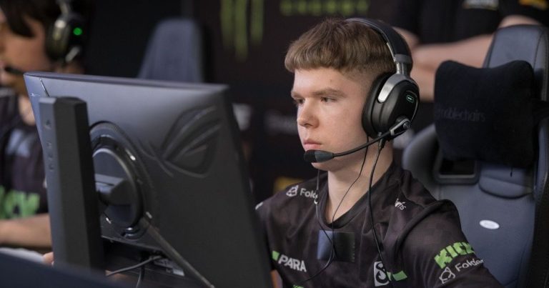 B8 Esports переиграла Astralis и вышла на BLAST.tv Austin Major 2025
