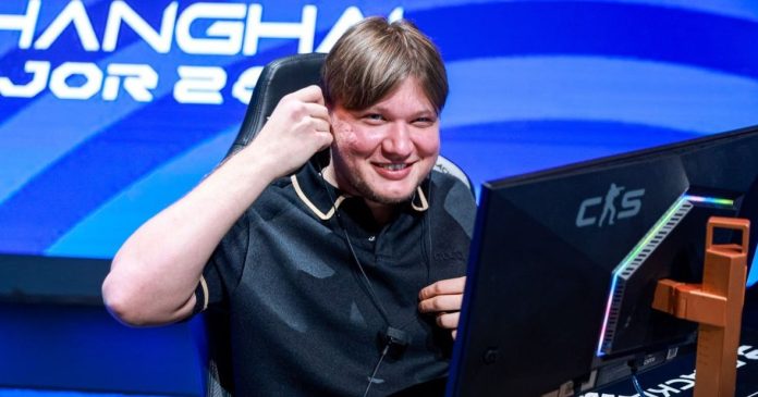 S1mple присоединился к FaZe Clan