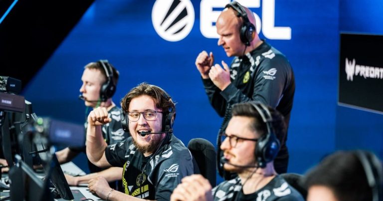 Team Vitality разгромила Team Falcons и стала чемпионом ESL Pro League Season 22 Team Vitality разгромила Team Falcons и стала чемпионом ESL Pro League Season 22
