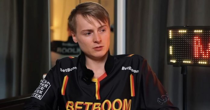 Опрос. Кого бы вы выбрали новым тренером PARIVISION по Dota 2?