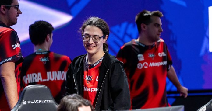 Team Yandex прошла в полуфинал Esports World Cup 2026 по Dota 2, обыграв Team Spirit