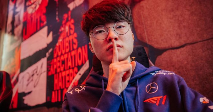 T1 проиграла первый матч на 2026 World Championship, уступив Dplus KIA